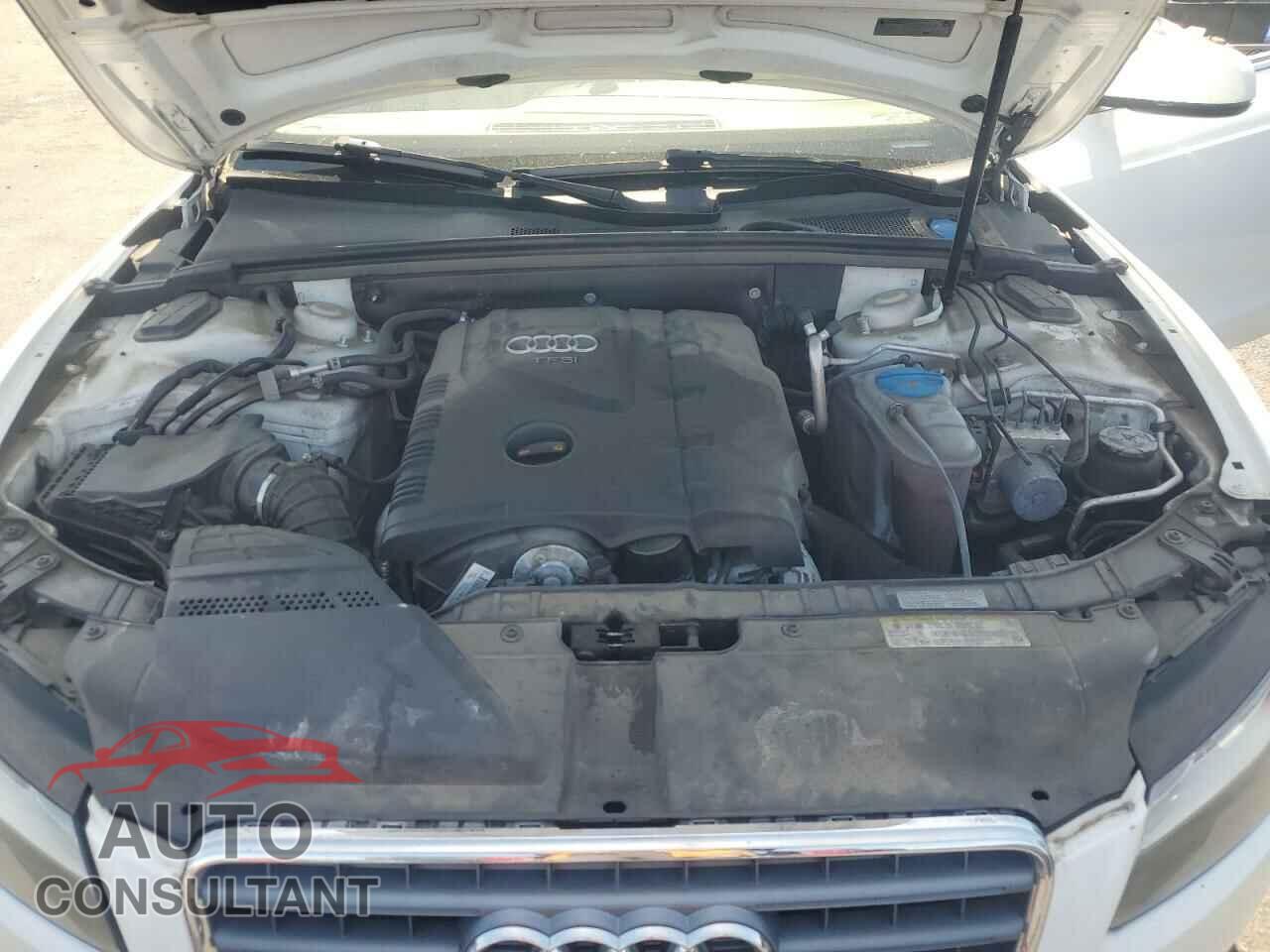 AUDI A5 2011 - WAULFAFH0BN015678