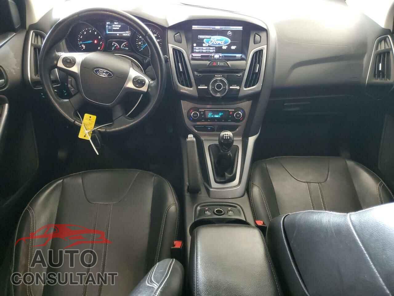 FORD FOCUS 2014 - 1FADP3N23EL291565