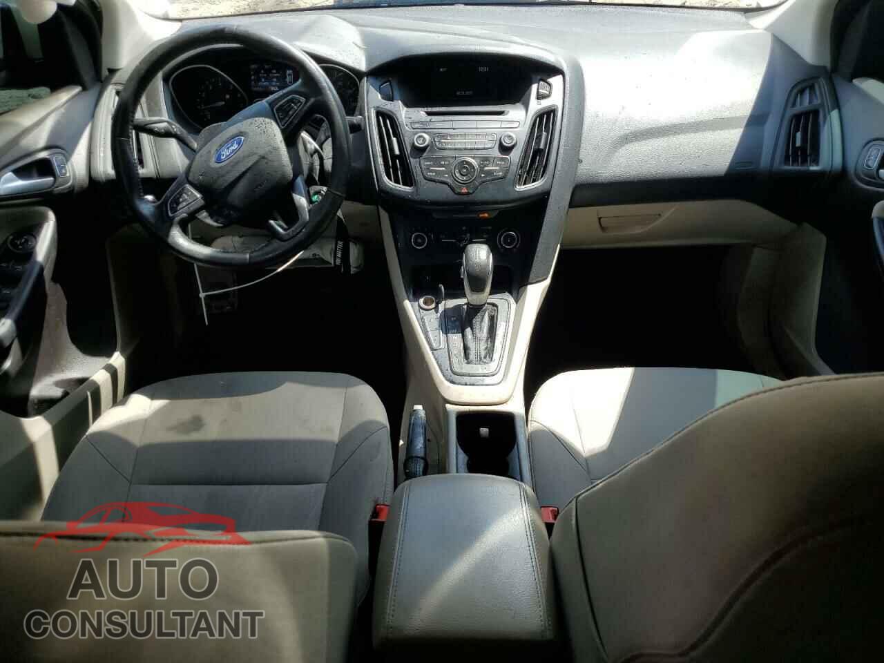 FORD FOCUS 2017 - 1FADP3F28HL270066
