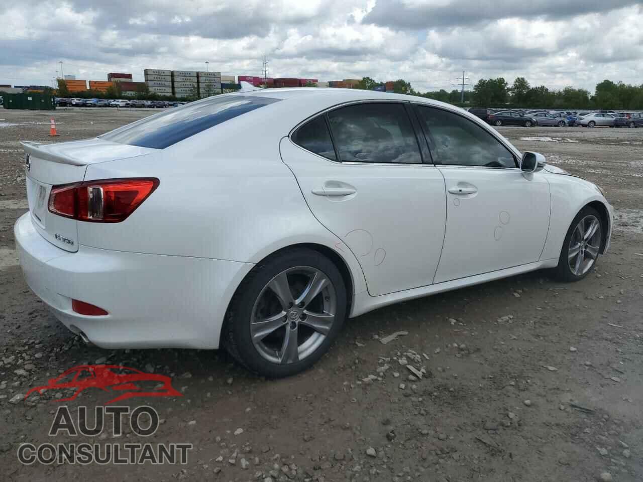 LEXUS IS 2012 - JTHBE5C24C5030273