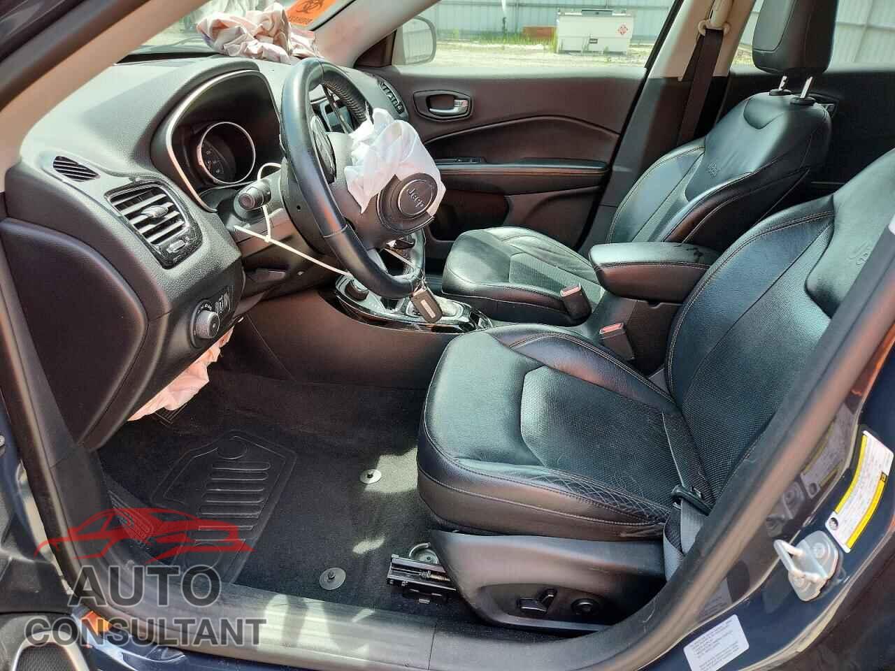JEEP COMPASS 2017 - 3C4NJDCB9HT597722