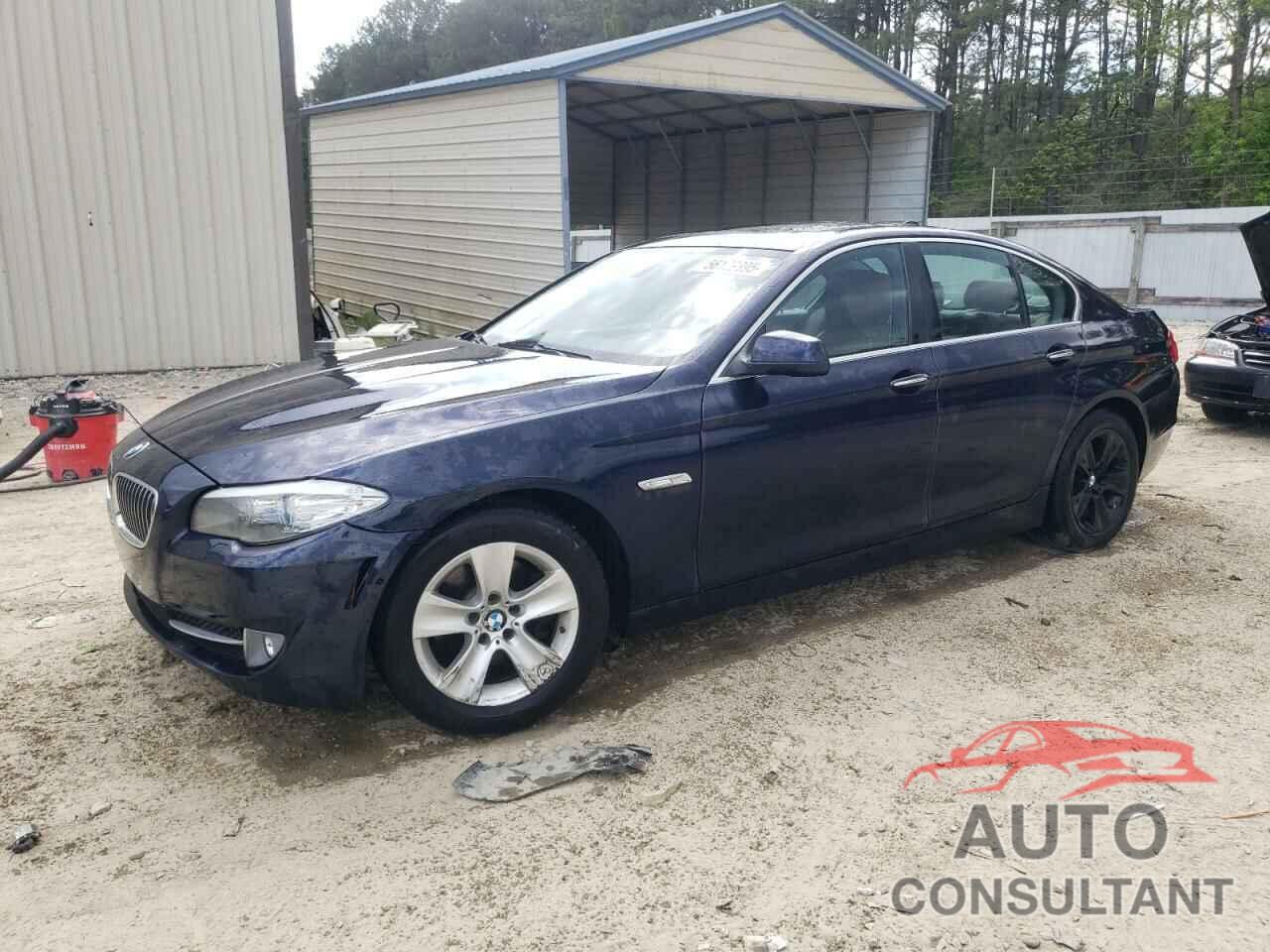 BMW 5 SERIES 2011 - WBAFR1C5XBC738965
