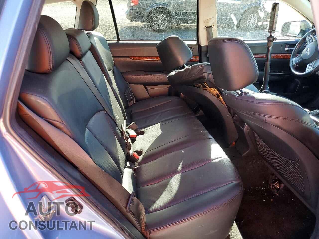 SUBARU OUTBACK 2012 - 4S4BRBLCXC3277043