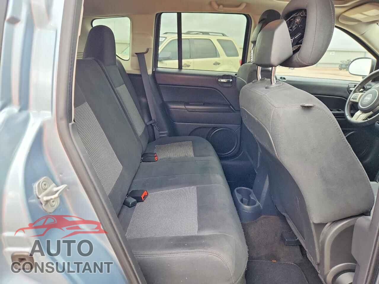 JEEP COMPASS 2013 - 1C4NJCEB1DD210989