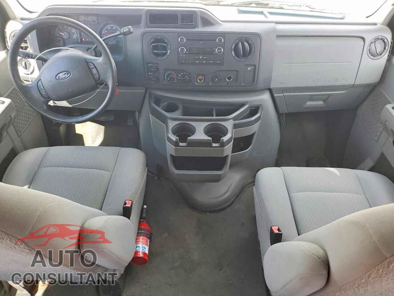FORD ECONOLINE 2009 - 1FBSS31L59DA74179