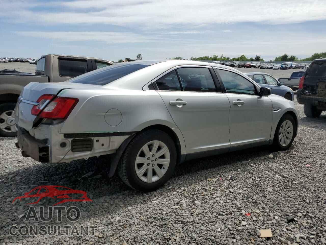 FORD TAURUS 2011 - 1FAHP2DW1BG148053