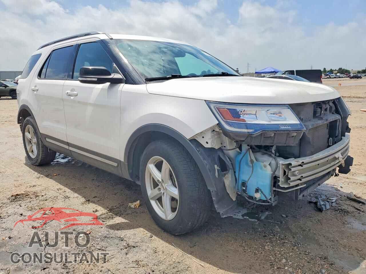 FORD EXPLORER 2018 - 1FM5K7D82JGB55453