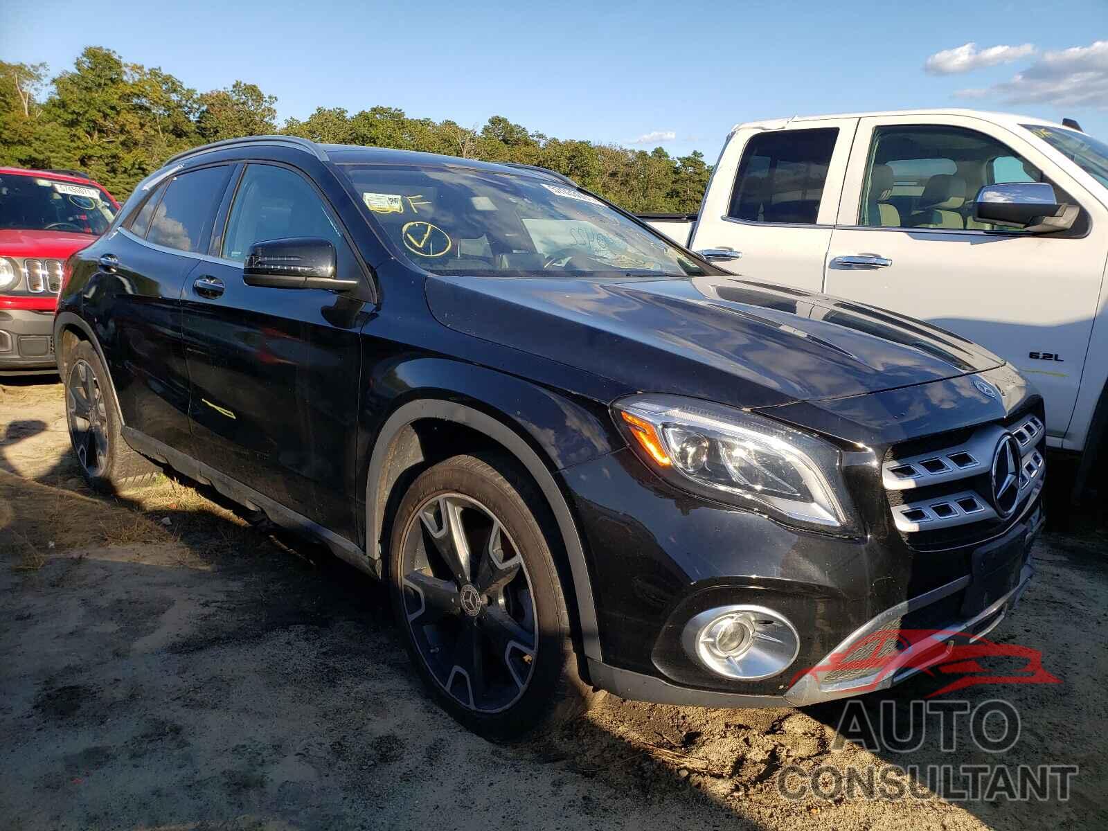 MERCEDES-BENZ GLA-CLASS 2019 - WDCTG4GB8KJ552165