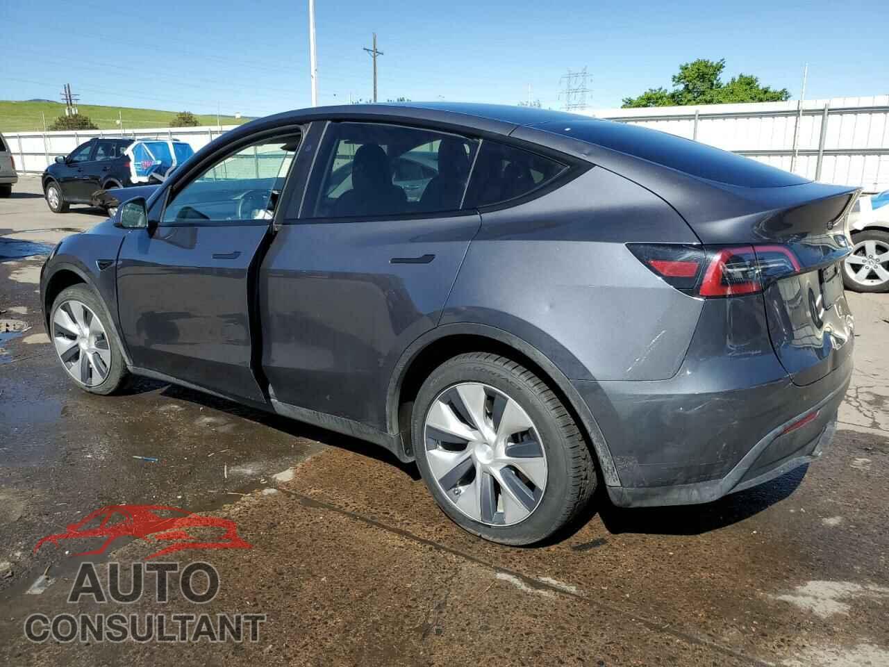 TESLA MODEL Y 2023 - 7SAYGDEEXPF886210