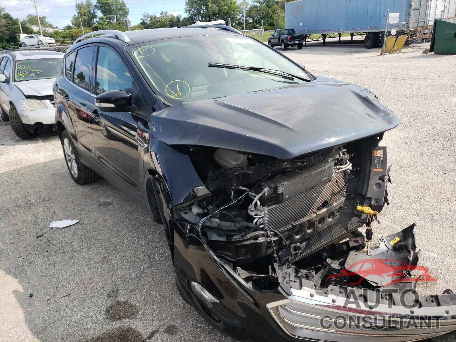 FORD ESCAPE 2017 - 1FMCU0JD3HUE54424