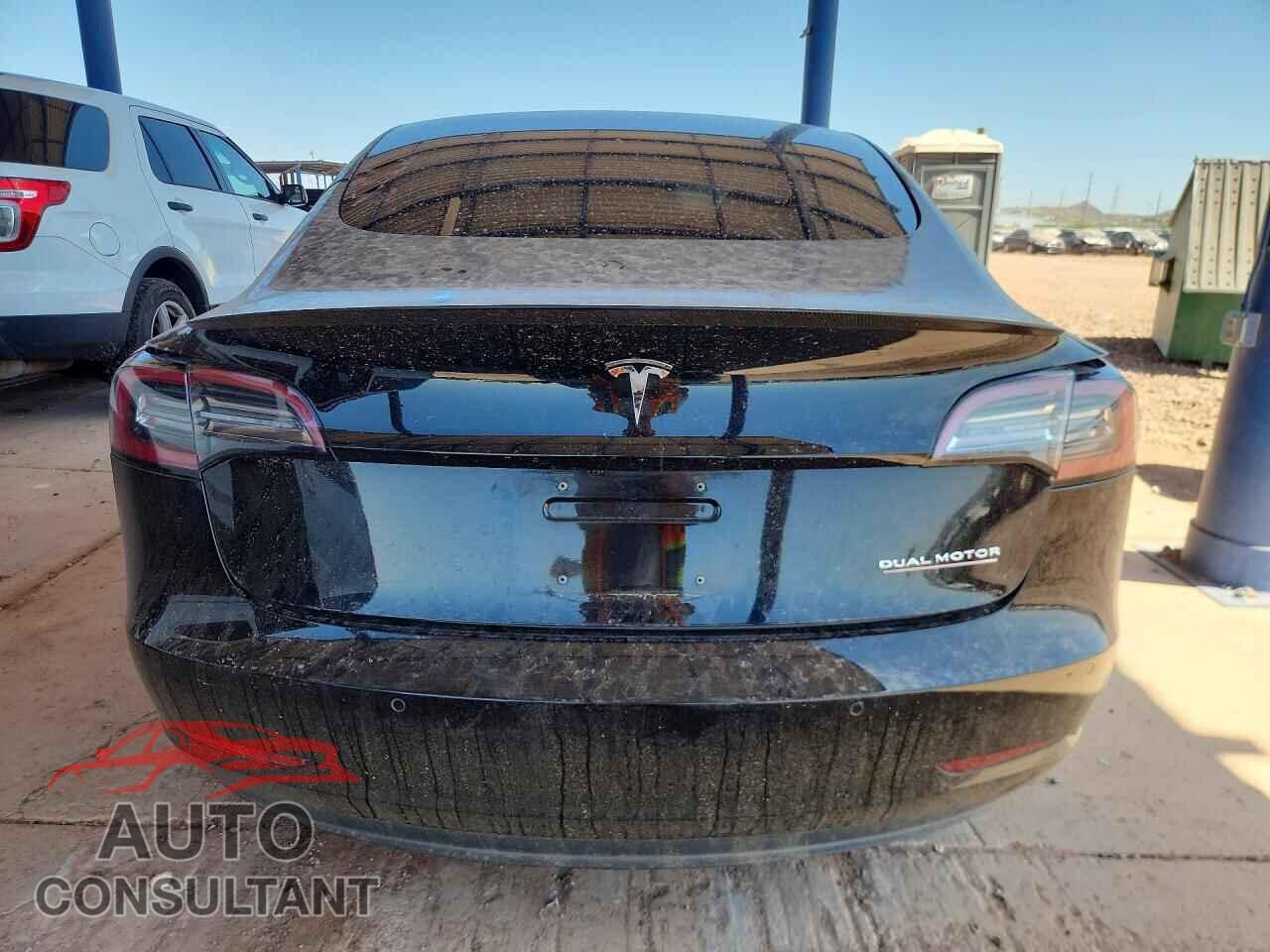 TESLA MODEL 3 2018 - 5YJ3E1EB0JF181568