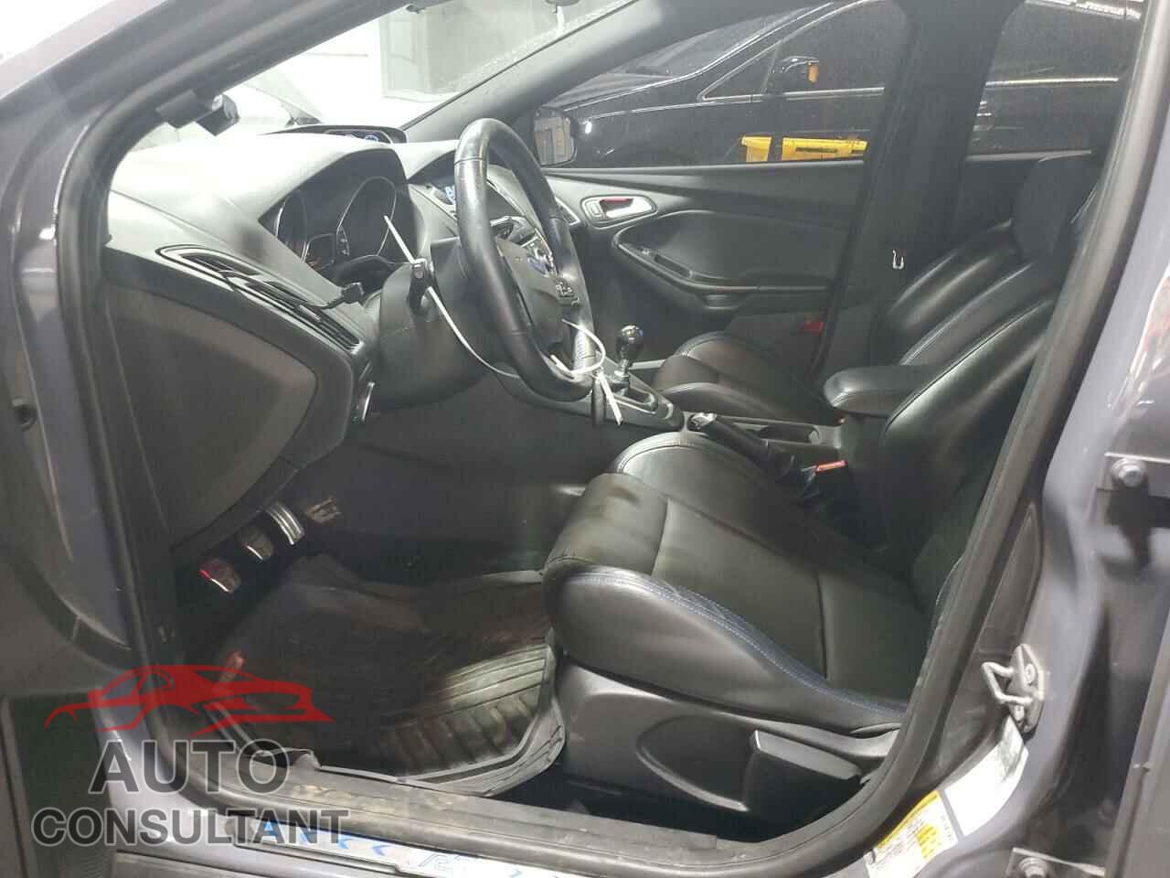 FORD FOCUS 2016 - WF0DP3TH2G4113626