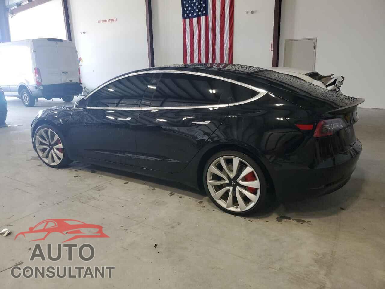 TESLA MODEL 3 2018 - 5YJ3E1EB8JF082674