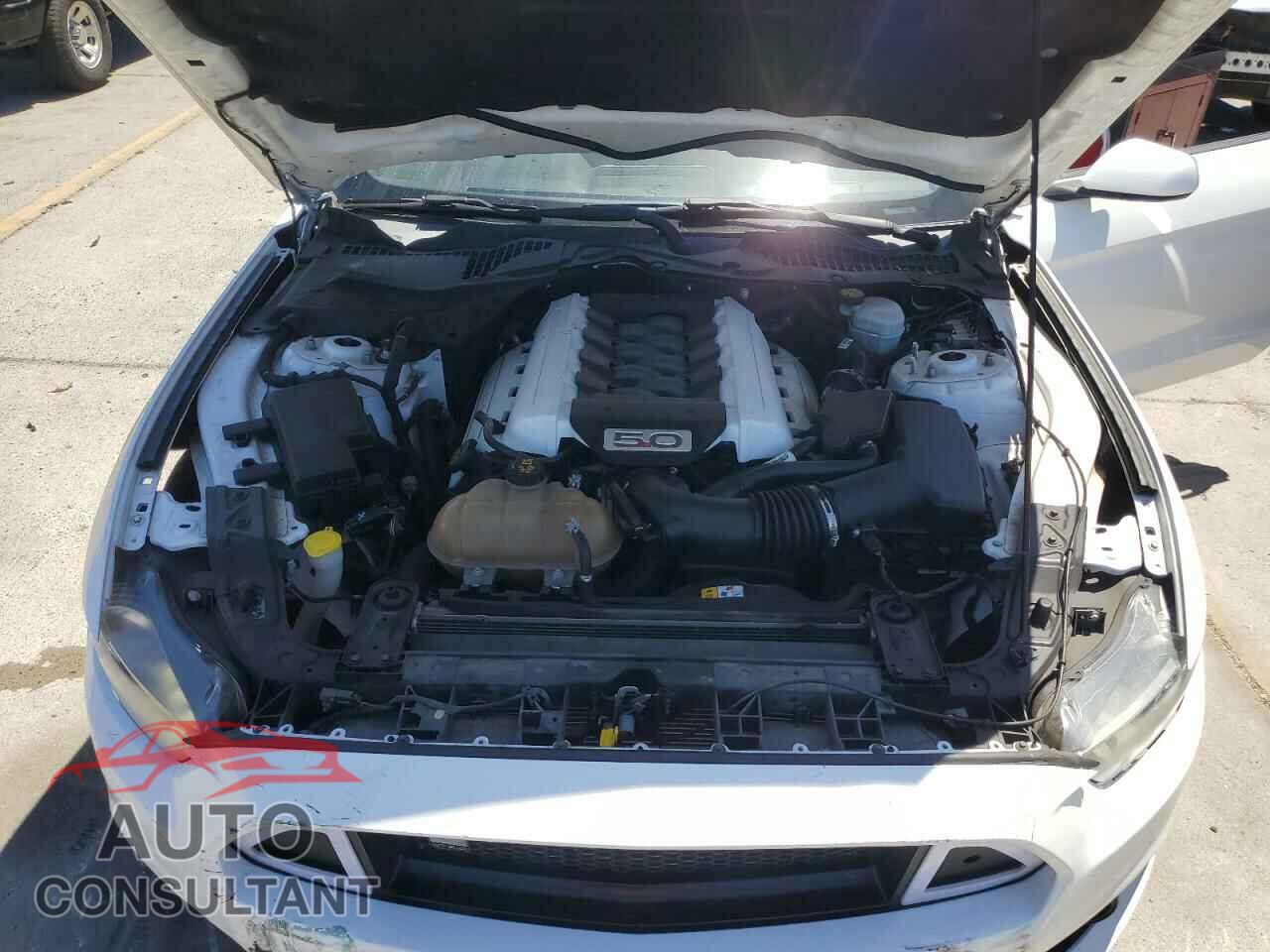 FORD MUSTANG 2017 - 1FA6P8CF7H5244933