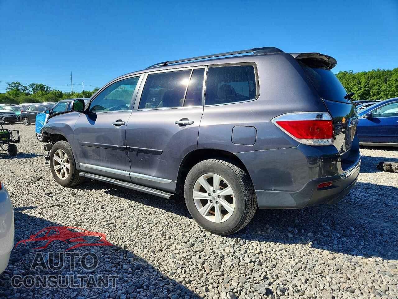 TOYOTA HIGHLANDER 2013 - 5TDBK3EH8DS197361
