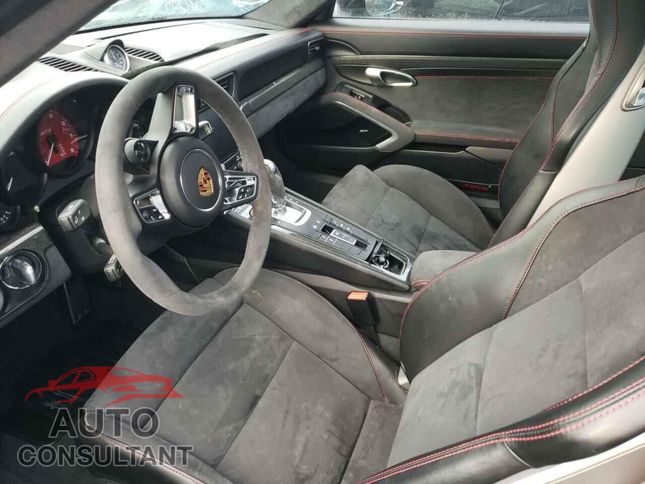 PORSCHE 911 2017 - WP0AB2A94HS125090