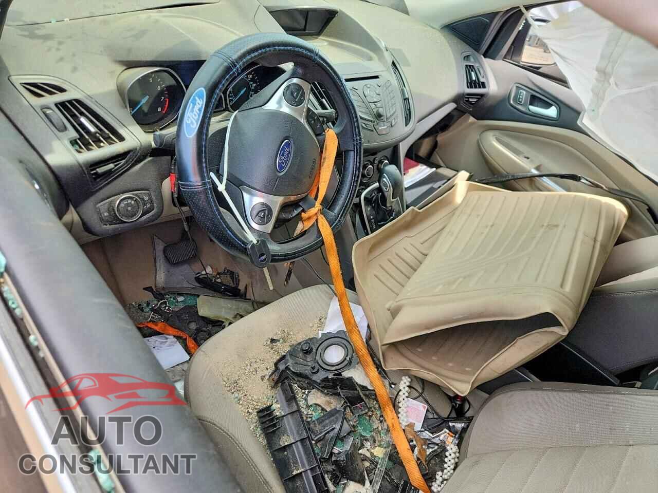 FORD ESCAPE 2013 - 1FMCU9G97DUD11574