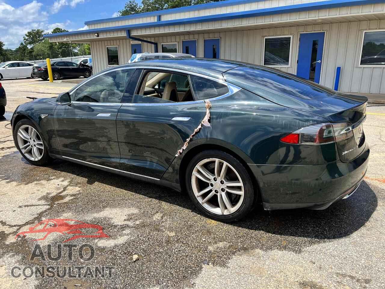 TESLA MODEL S 2013 - 5YJSA1AC1DFP10732
