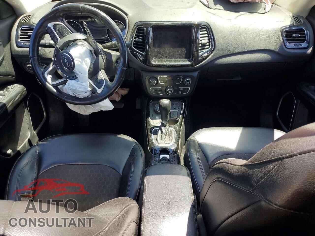 JEEP COMPASS 2019 - 3C4NJDBB4KT661268