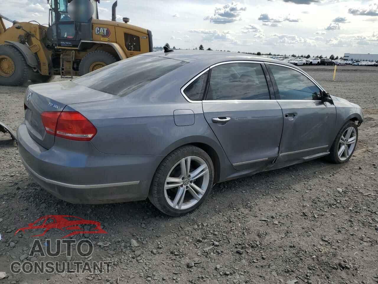 VOLKSWAGEN PASSAT 2013 - 1VWCN7A35DC088836