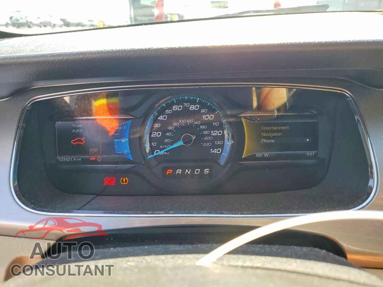 FORD TAURUS 2014 - 1FAHP2E87EG138020