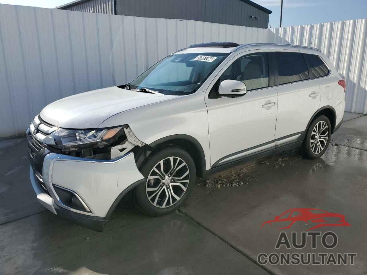 MITSUBISHI OUTLANDER 2018 - JA4AD3A35JZ014504