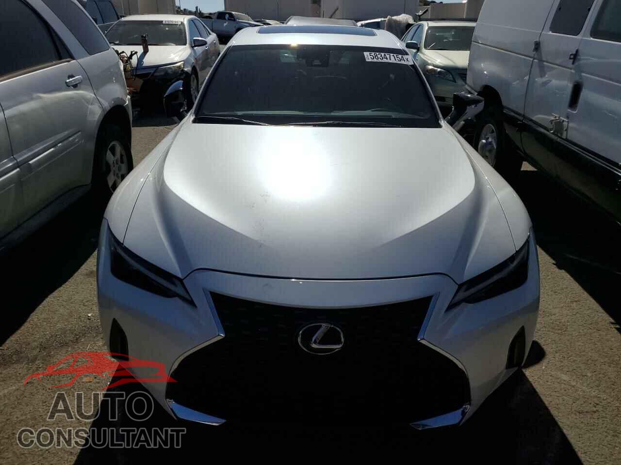 LEXUS IS 2021 - JTHCA1D29M5109799
