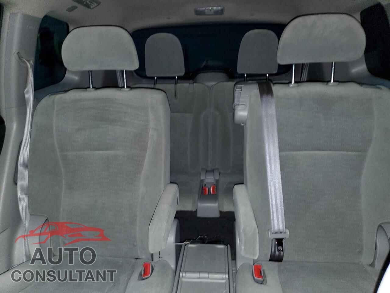 TOYOTA HIGHLANDER 2012 - 5TDBK3EH7CS152913