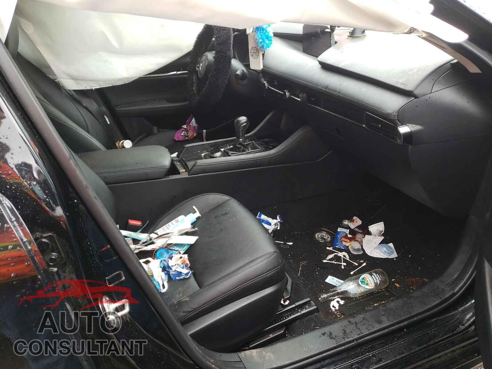 MAZDA 3 2019 - JM1BPBDM2K1131893