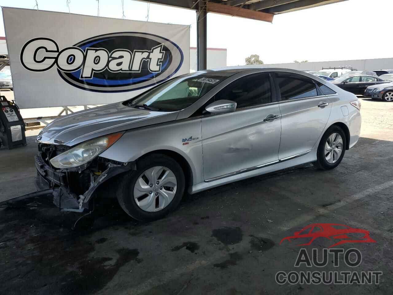 HYUNDAI SONATA 2013 - KMHEC4A44DA099407