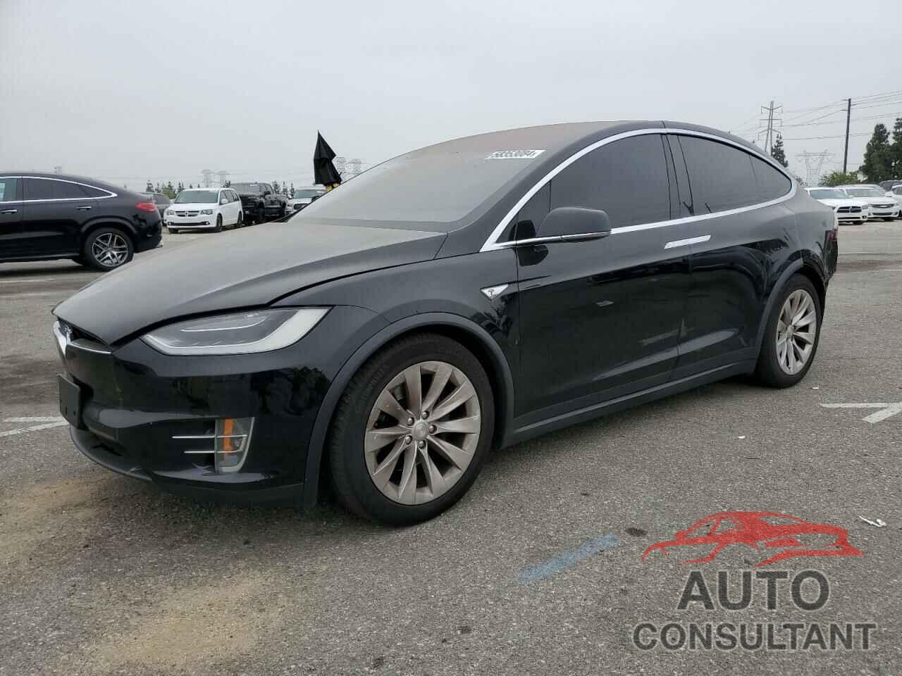 TESLA MODEL X 2016 - 5YJXCBE27GF020432