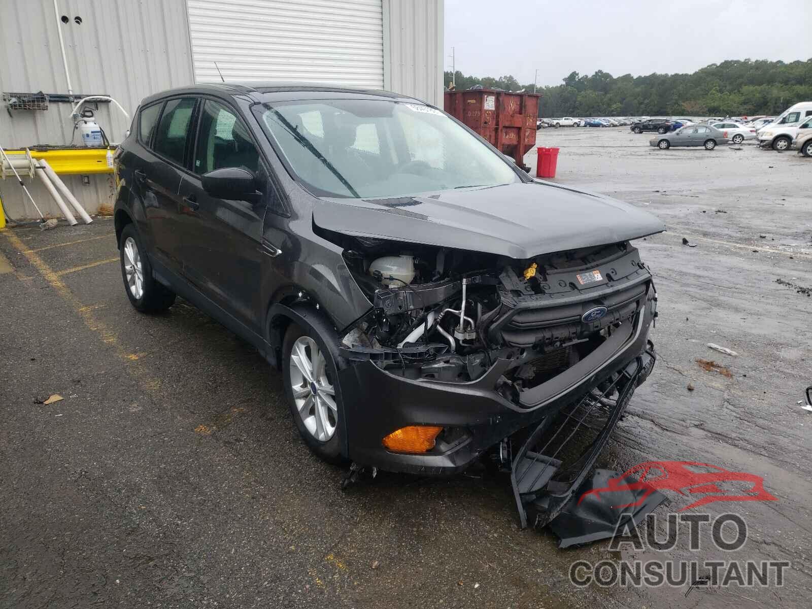 FORD ESCAPE 2018 - 1FMCU0F77JUB67001