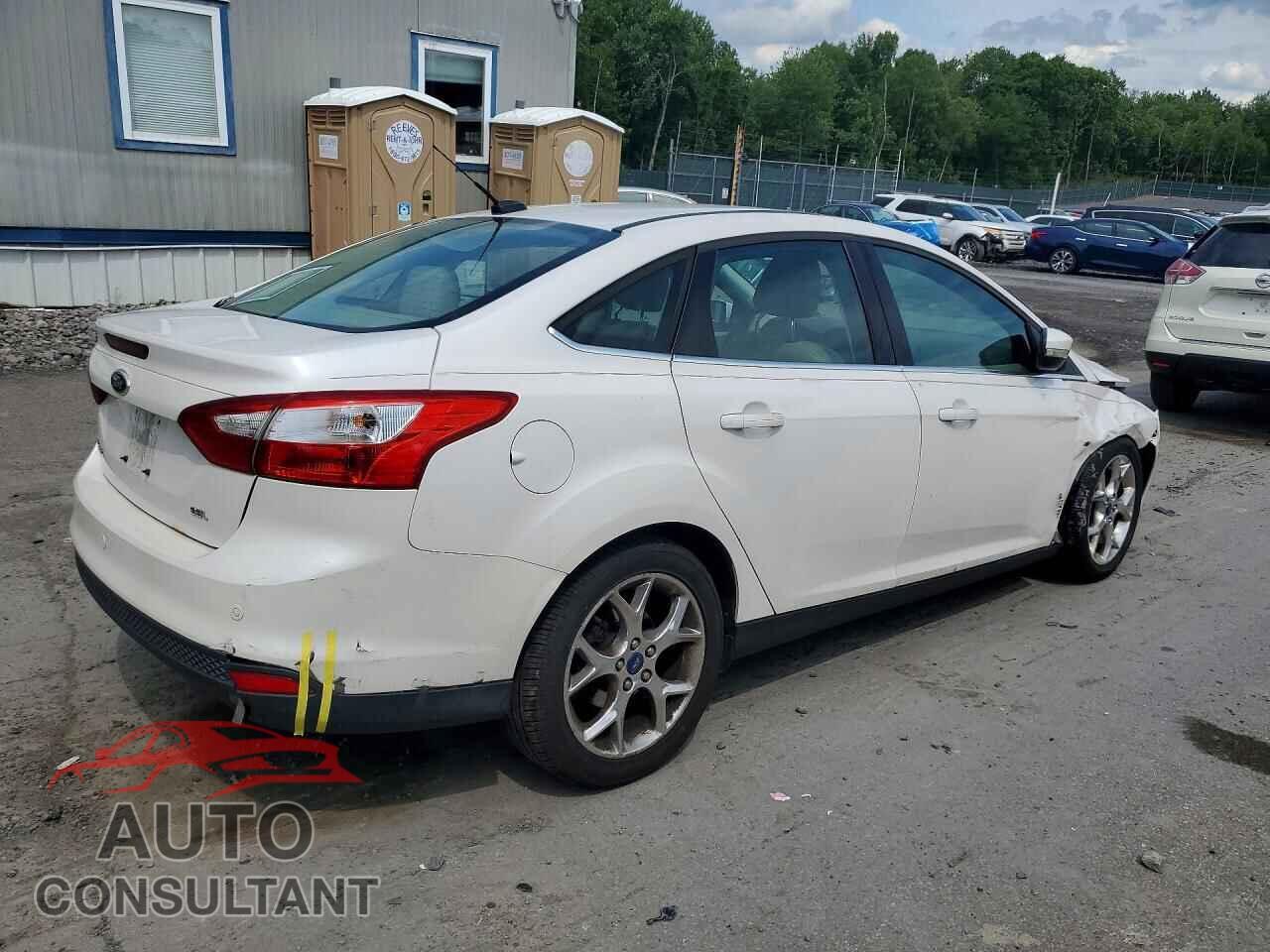 FORD FOCUS 2012 - 1FAHP3H22CL351653