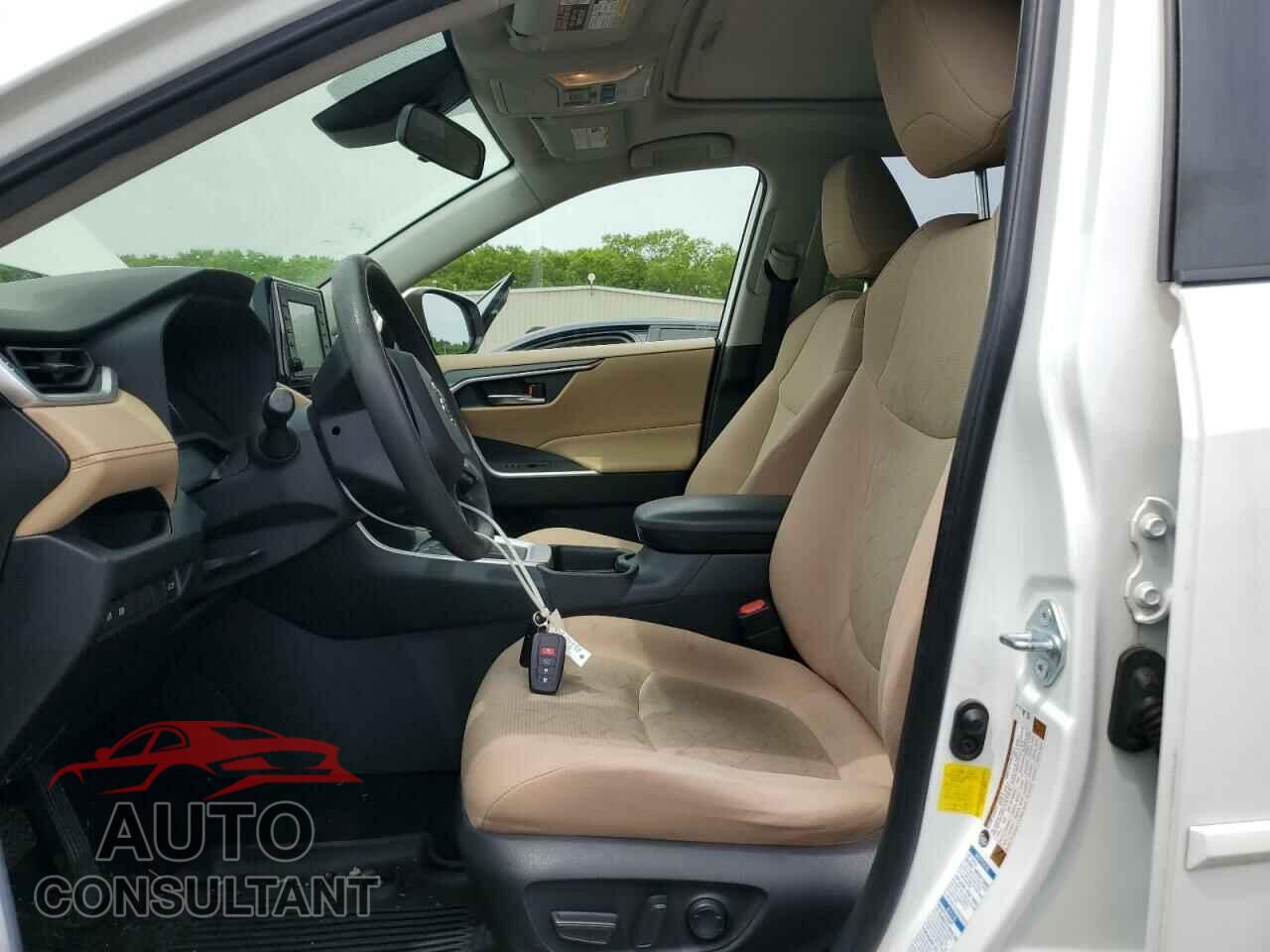 TOYOTA RAV4 2019 - JTMP1RFV6KD518001