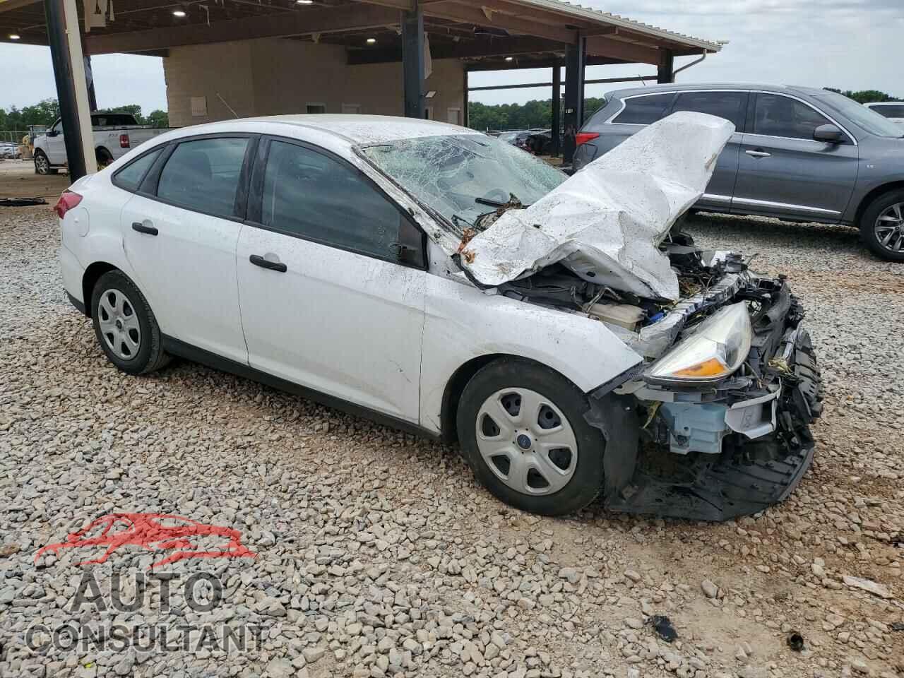 FORD FOCUS 2017 - 1FADP3E22HL274597