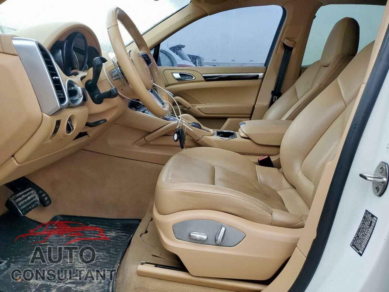 PORSCHE CAYENNE 2016 - WP1AA2A28GLA02311