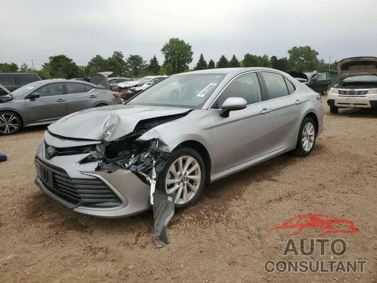 TOYOTA CAMRY 2022 - 4T1C11AK3NU025535