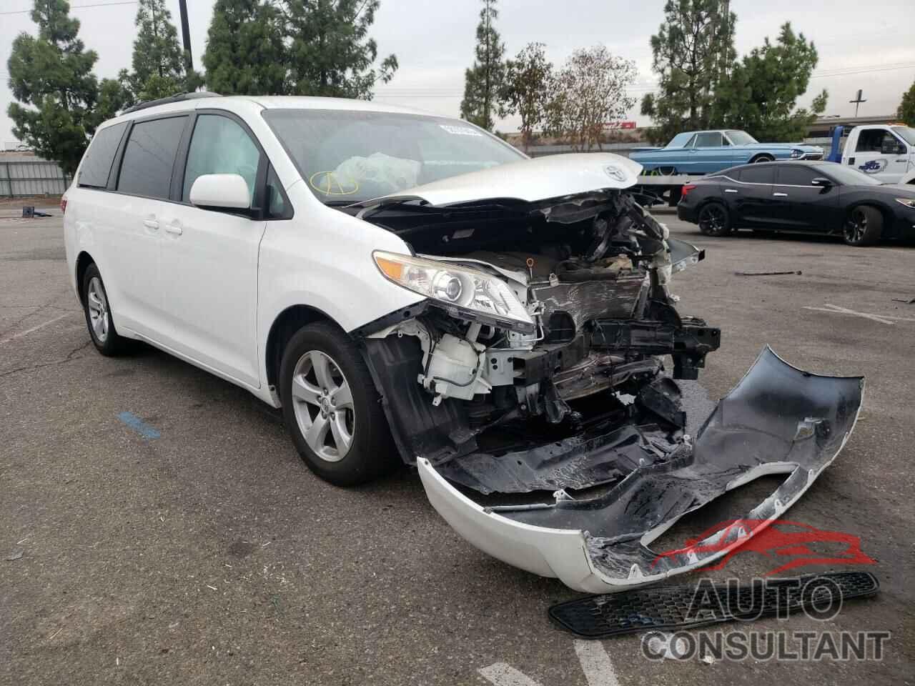 TOYOTA SIENNA 2017 - 5TDKZ3DCXHS879259