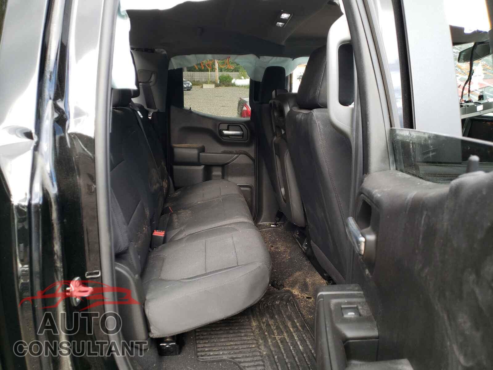 CHEVROLET SILVERADO 2020 - 1GCRYBEF8LZ326802