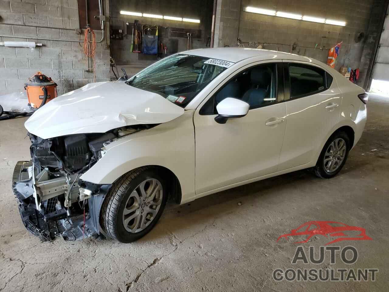 TOYOTA YARIS 2017 - 3MYDLBYV7HY175708