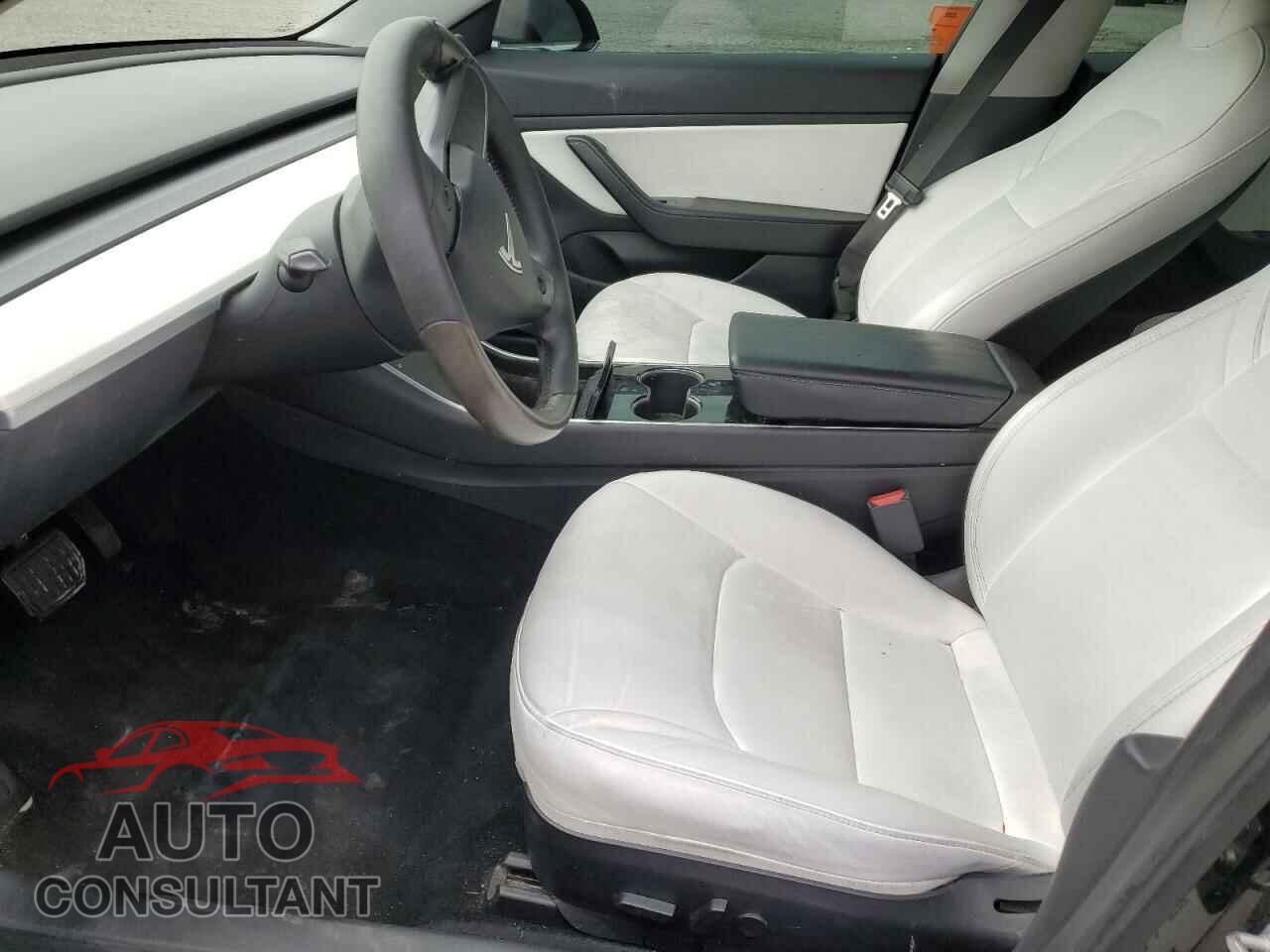 TESLA MODEL 3 2019 - 5YJ3E1EAXKF429317