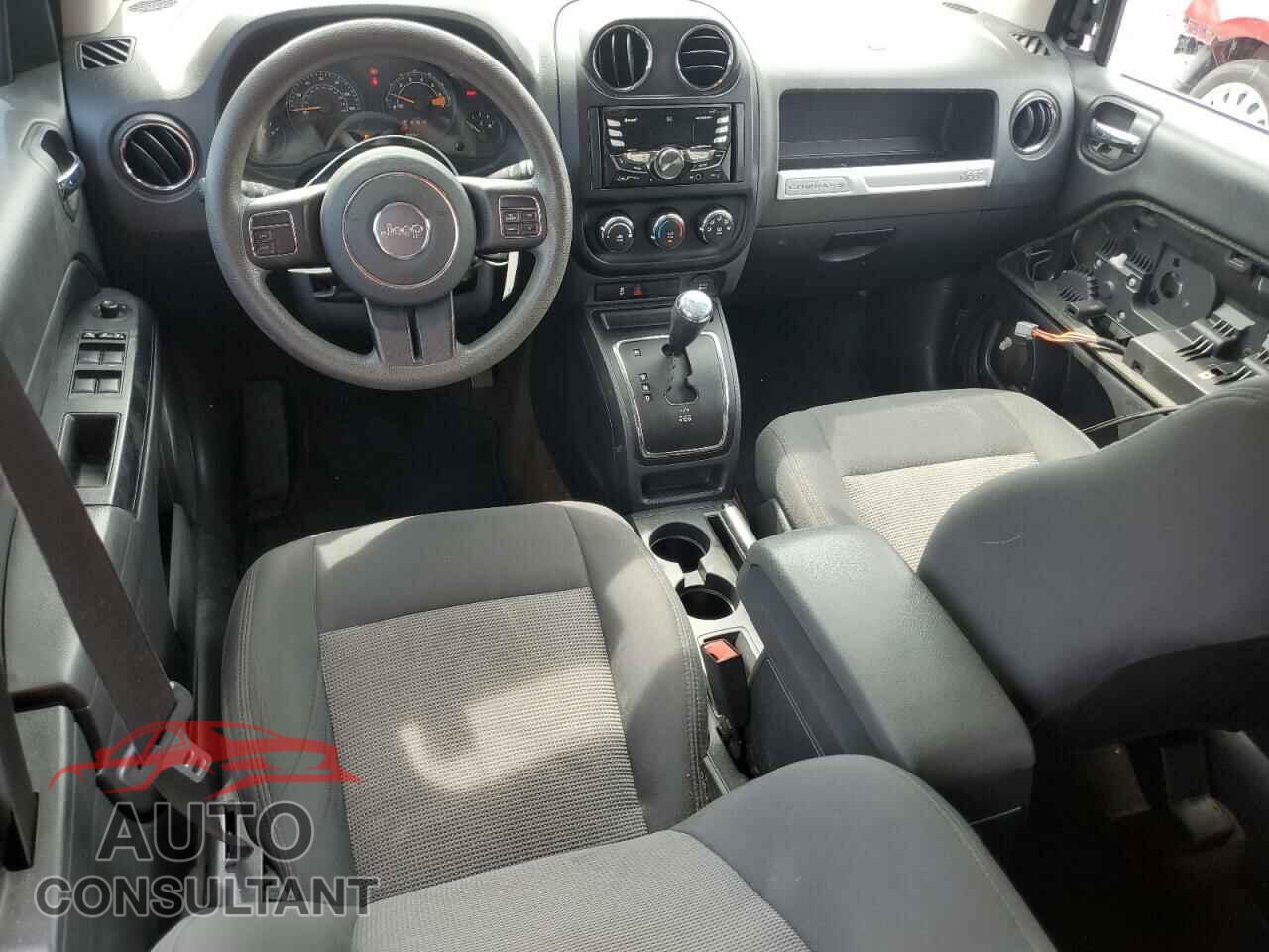 JEEP COMPASS 2015 - 1C4NJCBA7FD226175