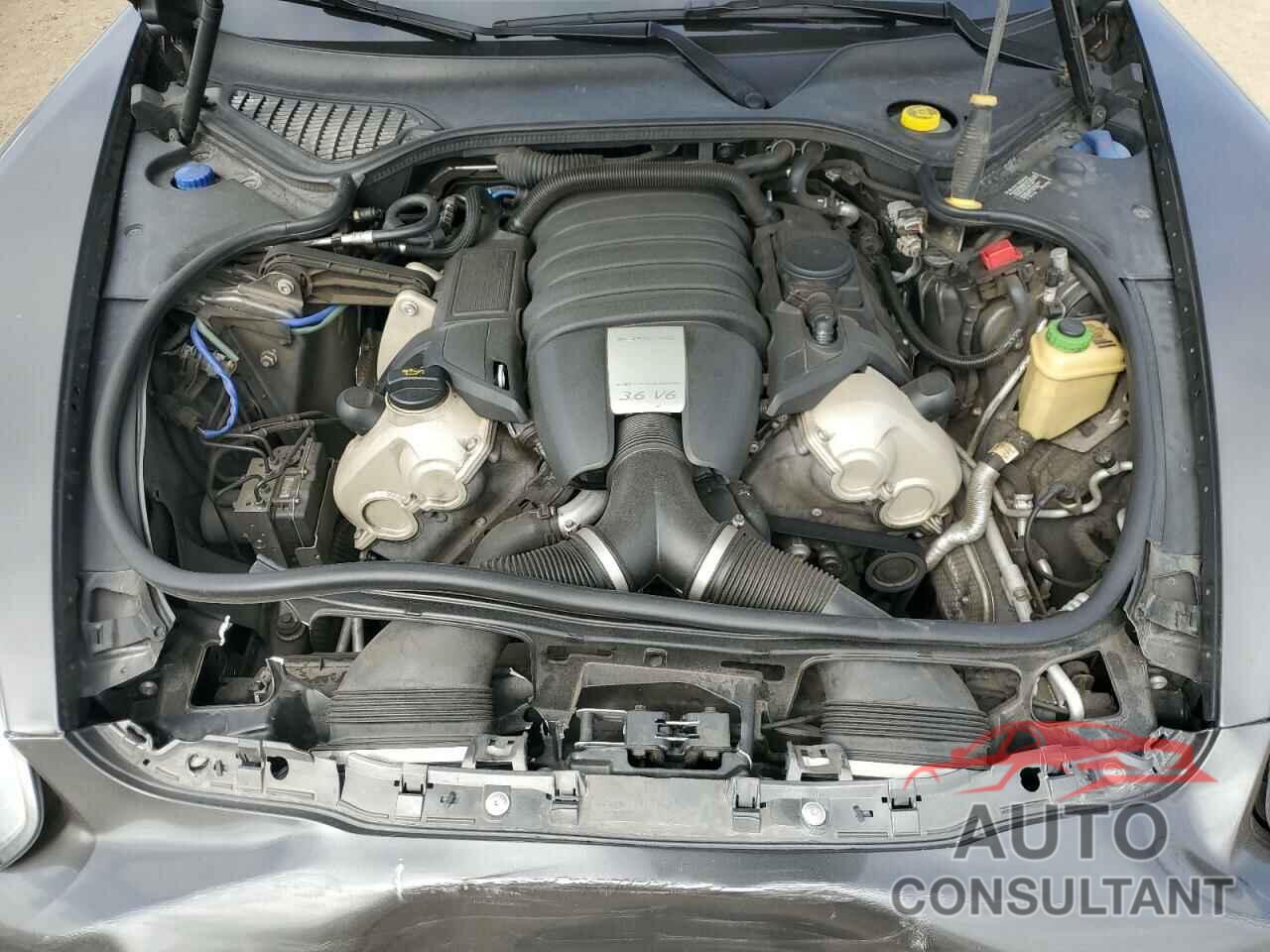 PORSCHE PANAMERA 2015 - WP0AA2A77FL005700