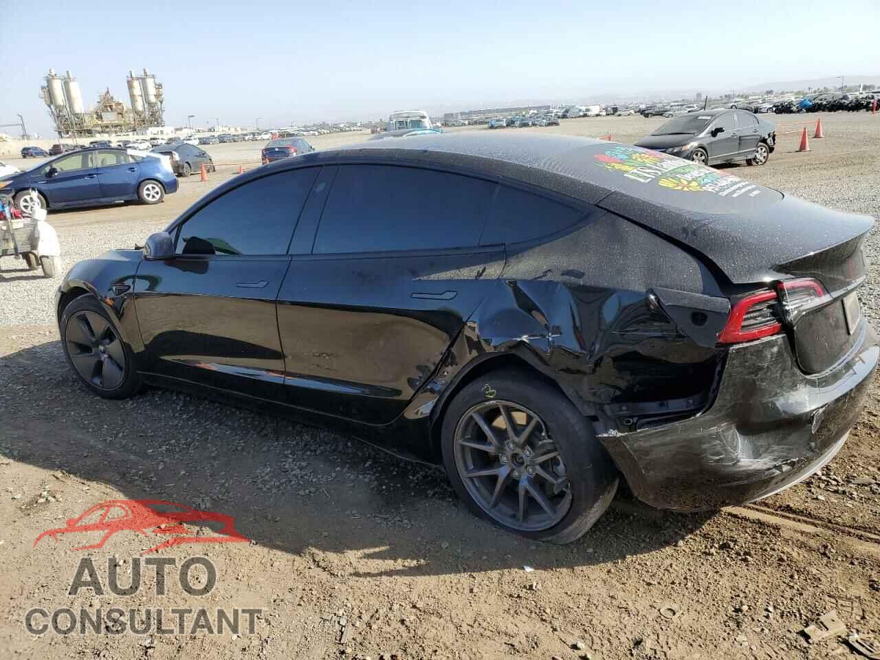 TESLA MODEL 3 2023 - 5YJ3E1EA0PF557024