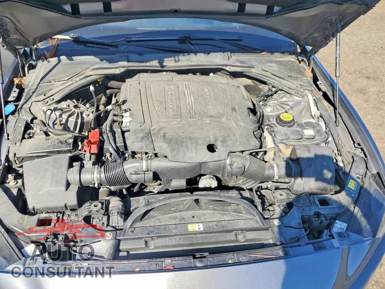 JAGUAR XE 2017 - SAJAE4BVXHA953361