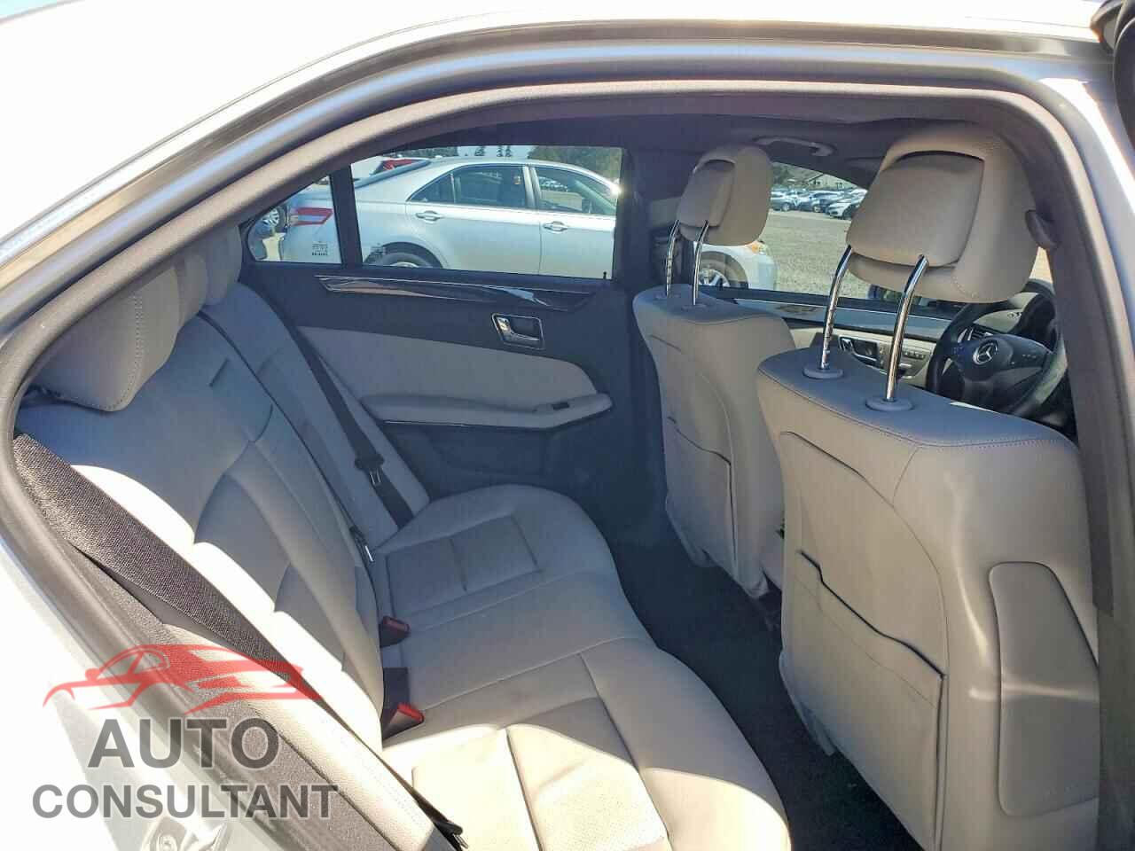 MERCEDES-BENZ E-CLASS 2011 - WDDHF8HB3BA359318
