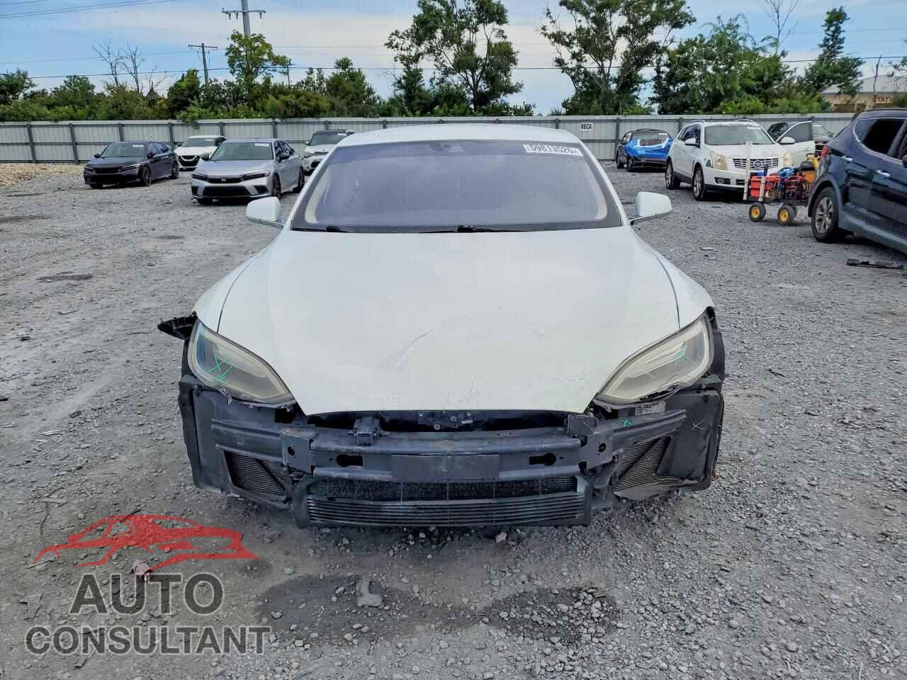 TESLA MODEL S 2016 - 5YJSA1E16GF158948