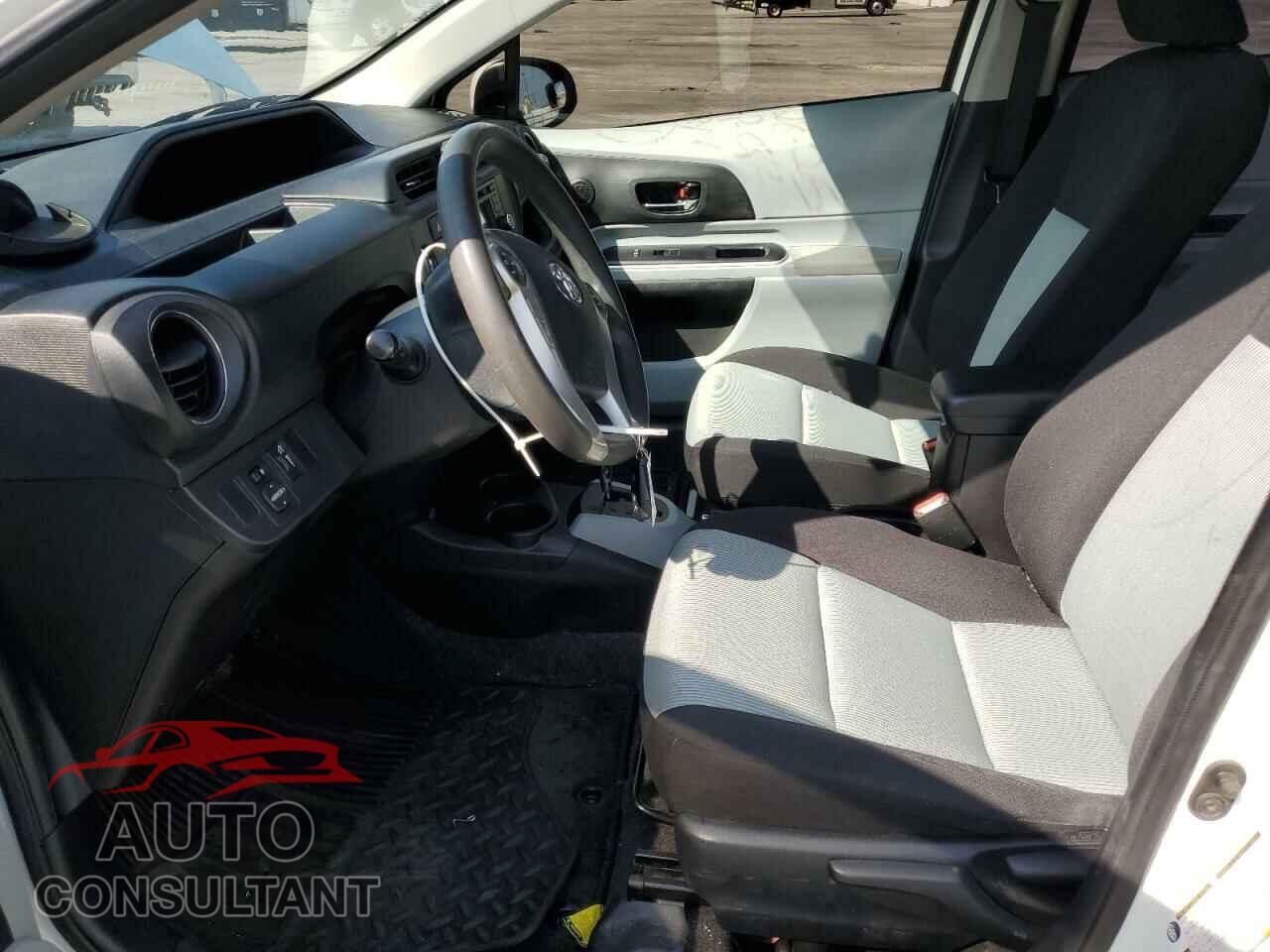 TOYOTA PRIUS 2014 - JTDKDTB33E1574423