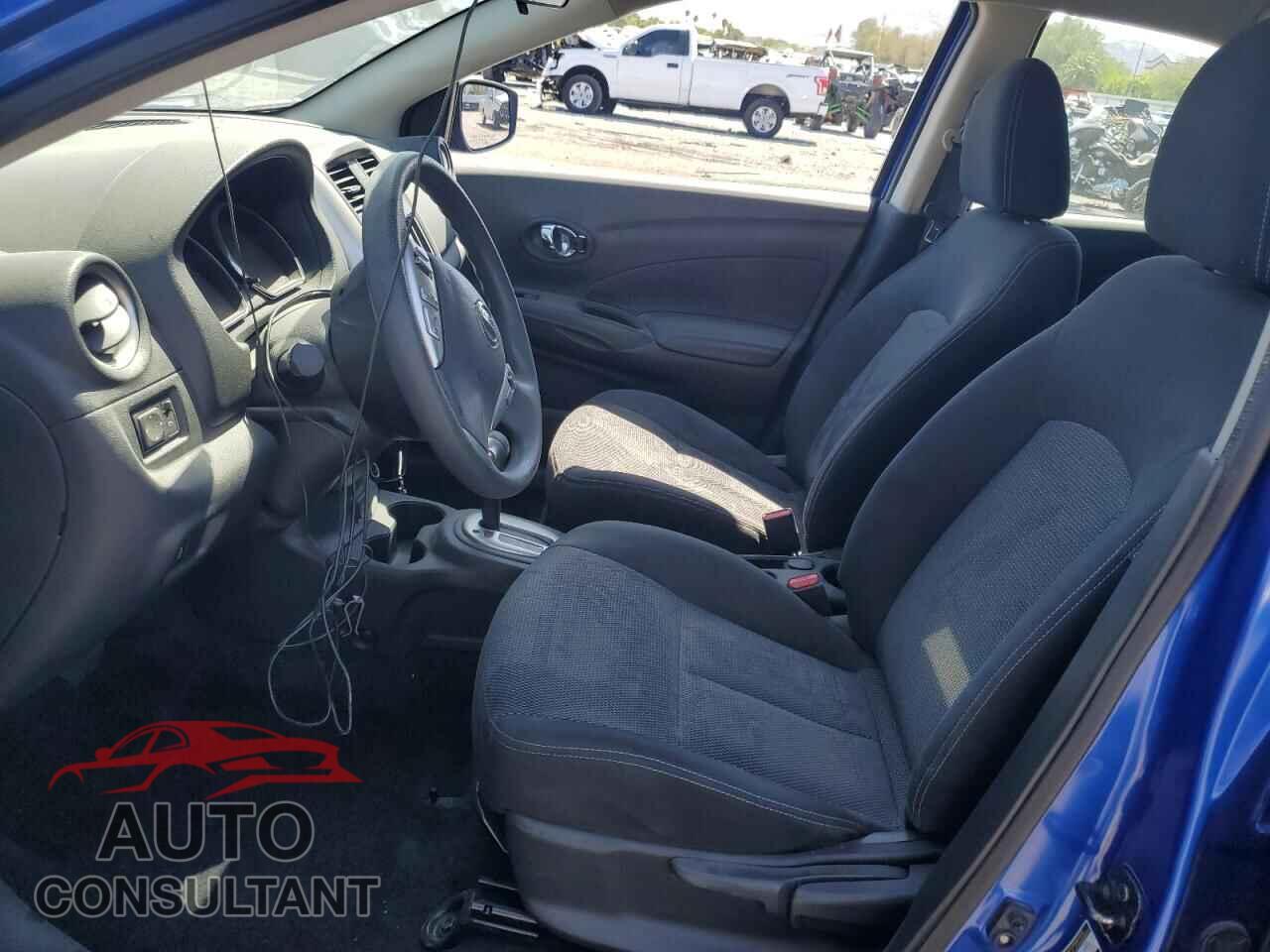NISSAN VERSA 2017 - 3N1CN7AP1HL807017