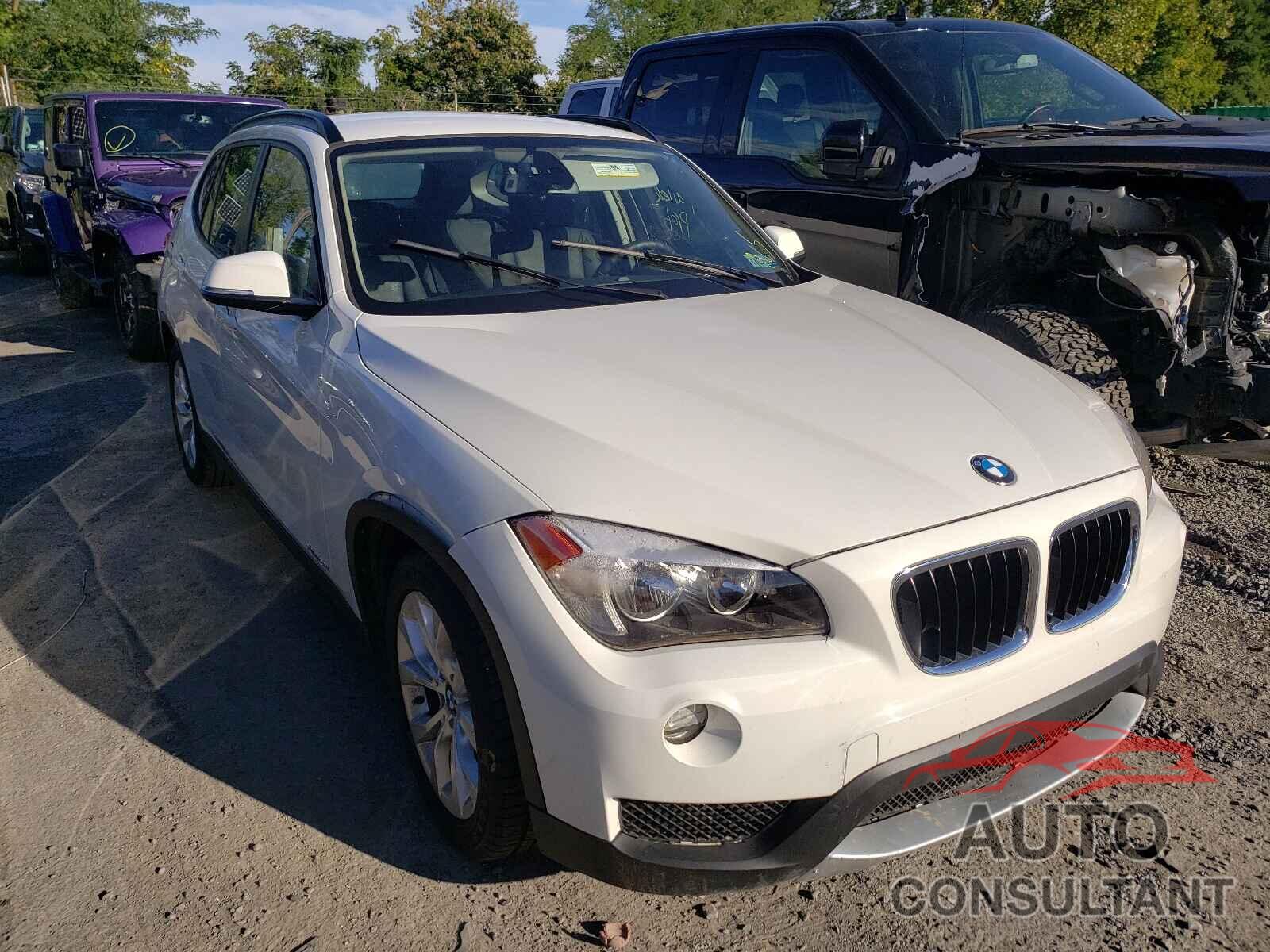 BMW X1 2014 - WBAVL1C59EVR93029